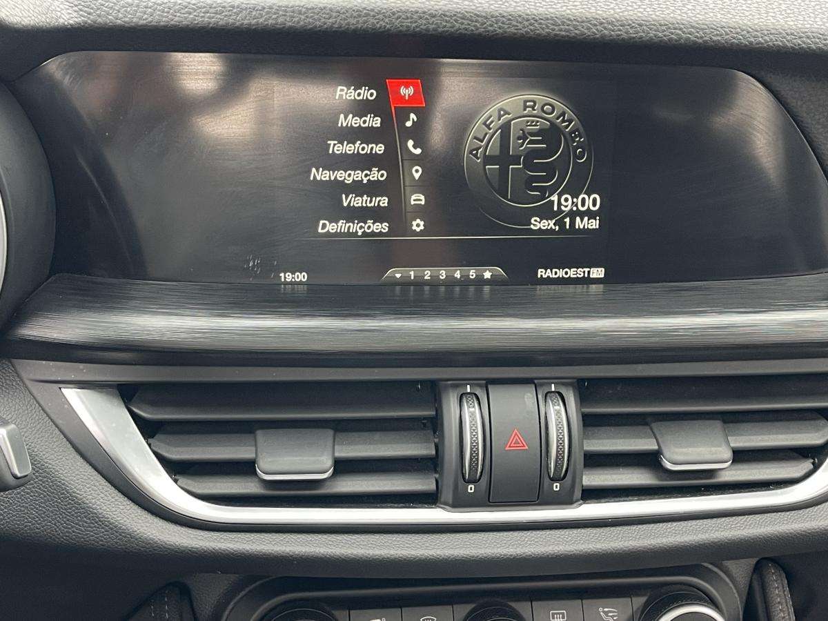 alfa-romeo-stelvio-2018-diesel-2143cc