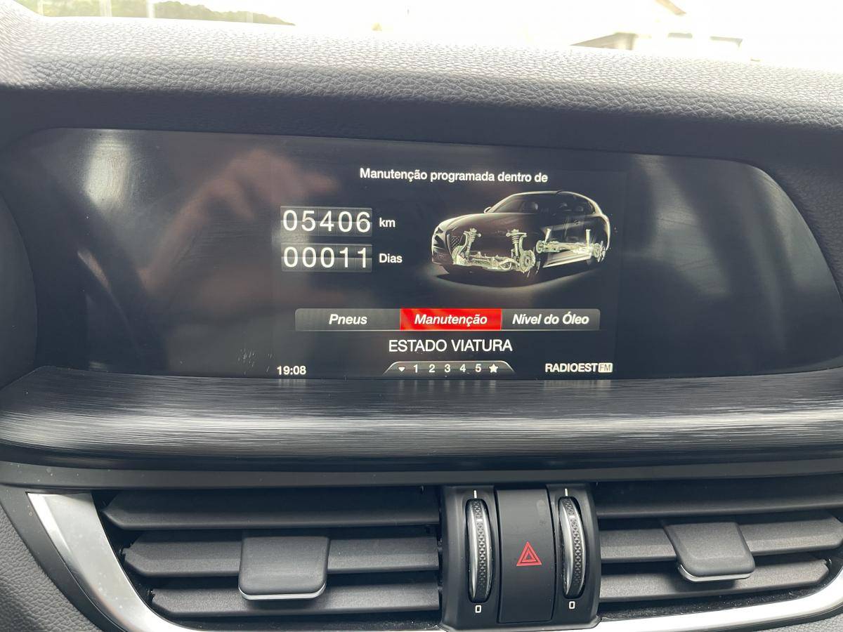 alfa-romeo-stelvio-2018-diesel-2143cc