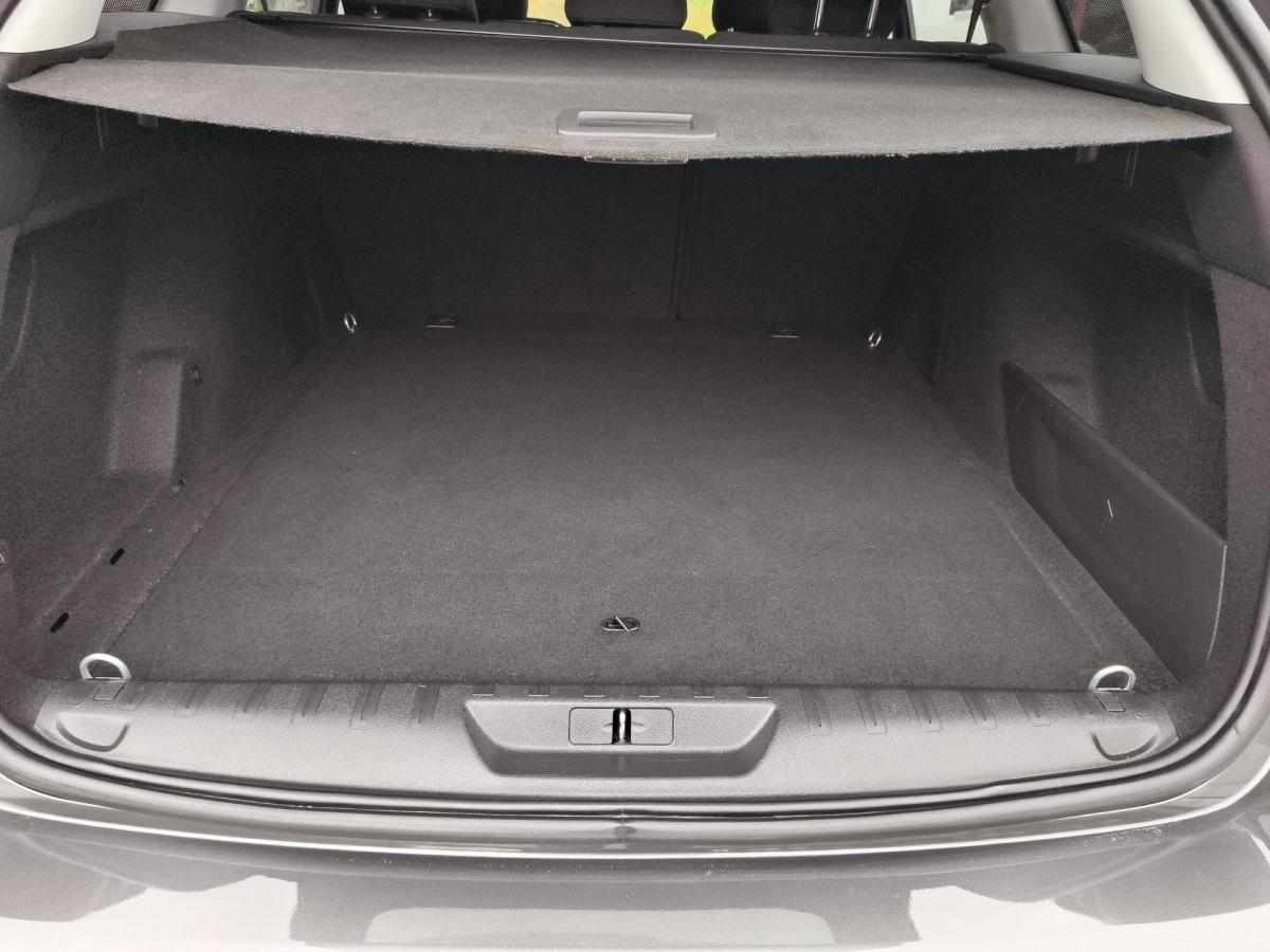 peugeot-308-sw-1-6-bluehdi-120cv-2017-diesel-1560cc