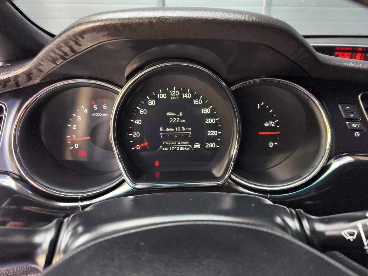 kia-ceed-1-6-crdi-2013-diesel-1582cc