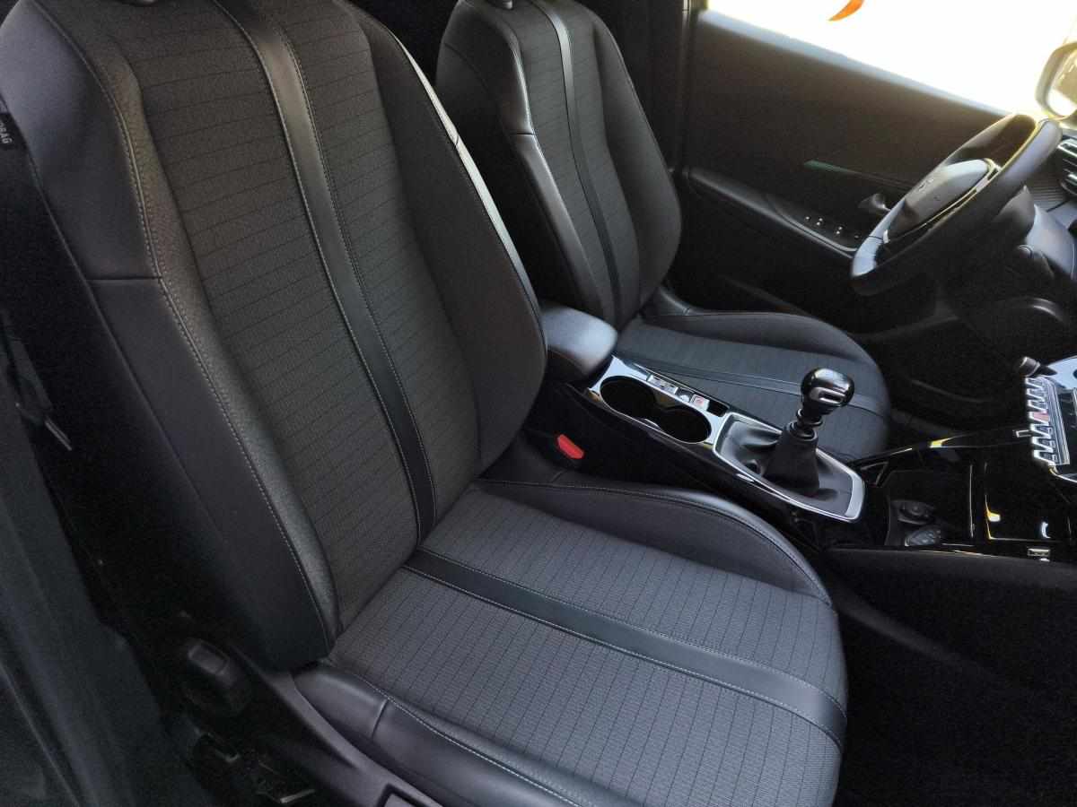 peugeot-2008-1-2-puretech-2021-gasolina-1199cc