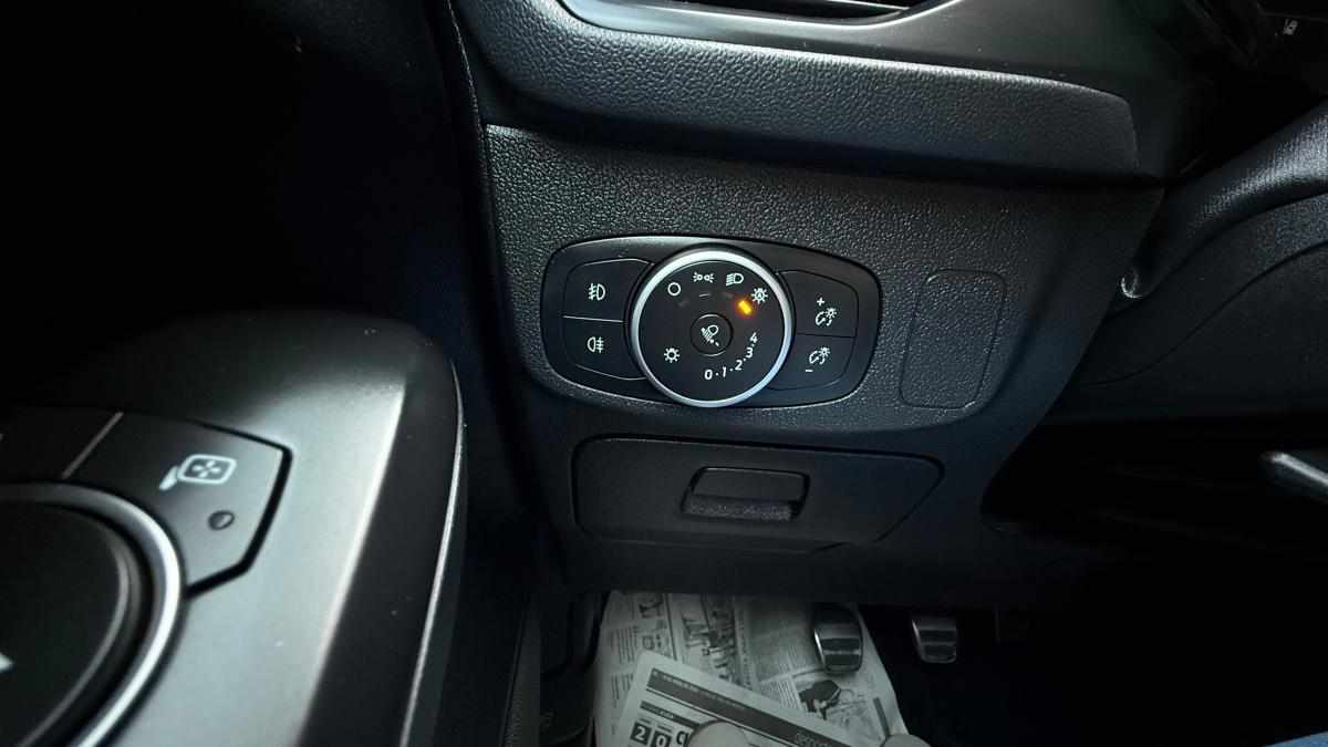 ford-focus-1-5-ecoblue-2019-diesel-1499cc