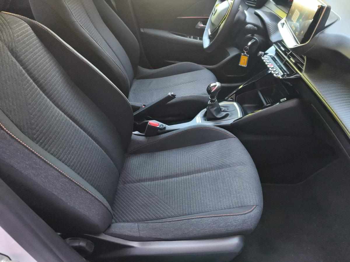 peugeot-208-1-2-puretech-2025-gasolina-1199cc