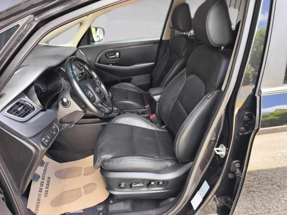 kia-carens-1-7-vgt-2017-diesel-1685cc