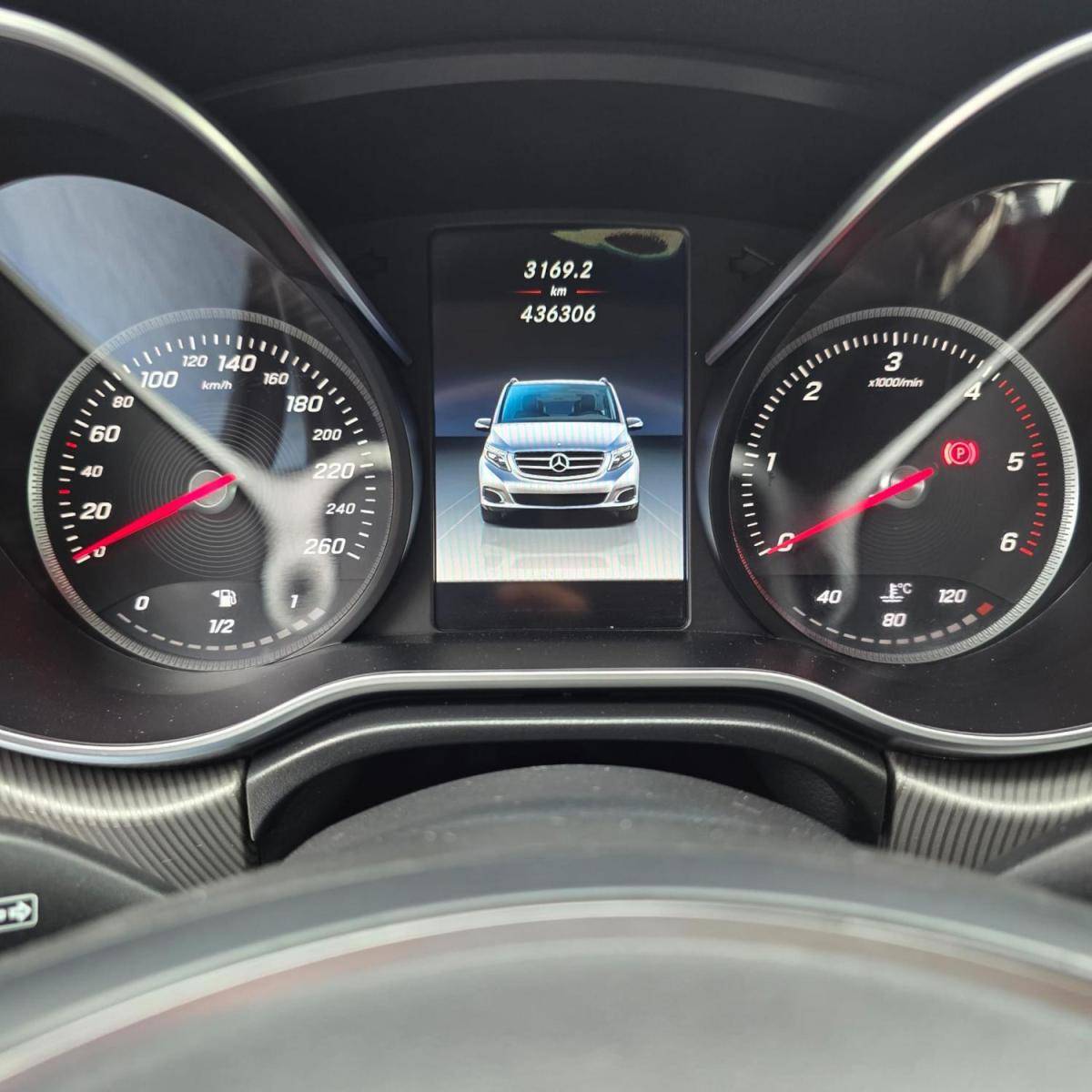 mercedes-benz-classe-v-2016-diesel-2143cc