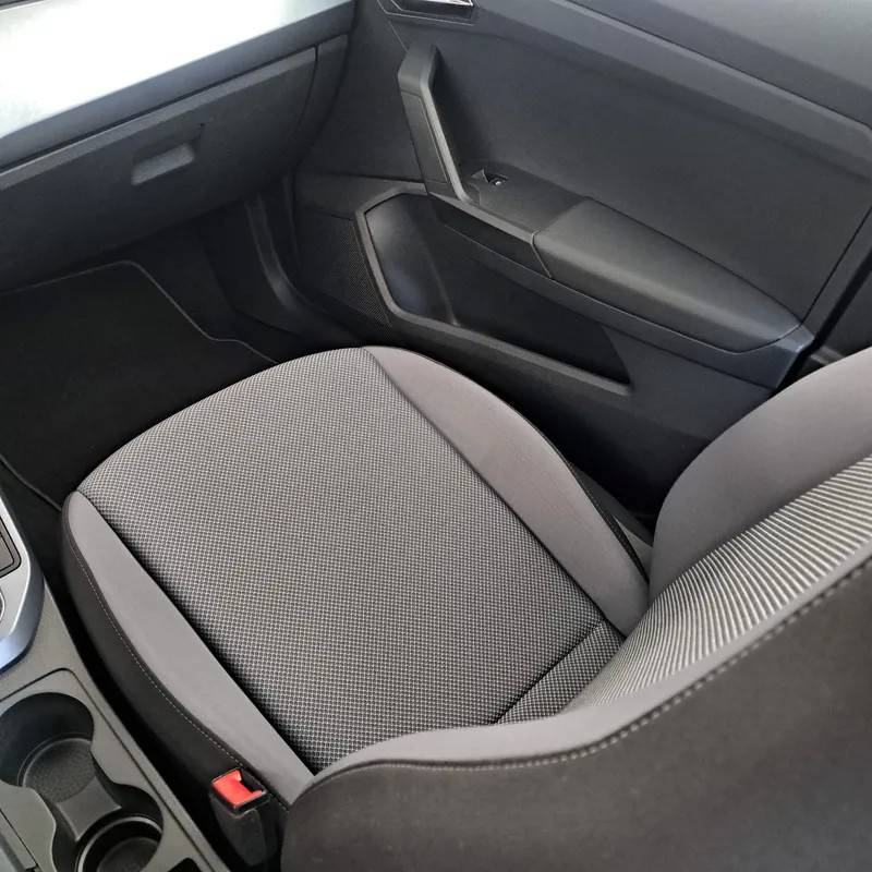 seat-arona-2019-diesel-1598cc