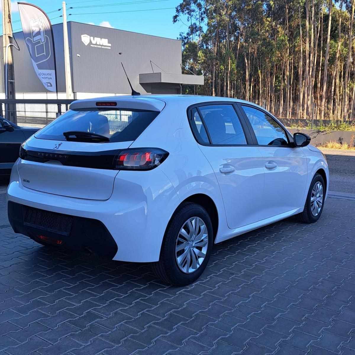 peugeot-208-2022-gasolina-1199cc
