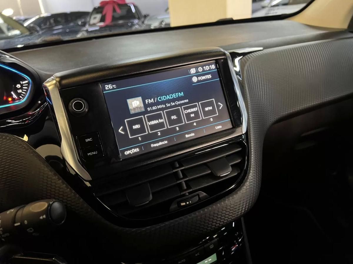 peugeot-2008-2018-gasolina-1199cc