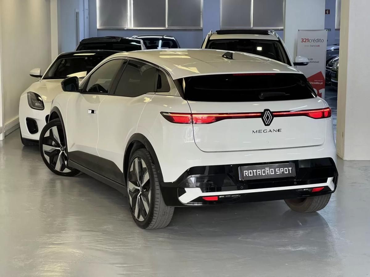renault-megane-e-tech-2022-eletrico-200cc