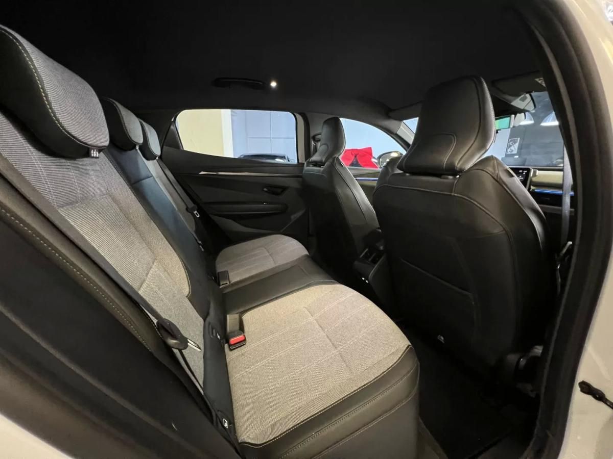 renault-megane-e-tech-2022-eletrico-200cc