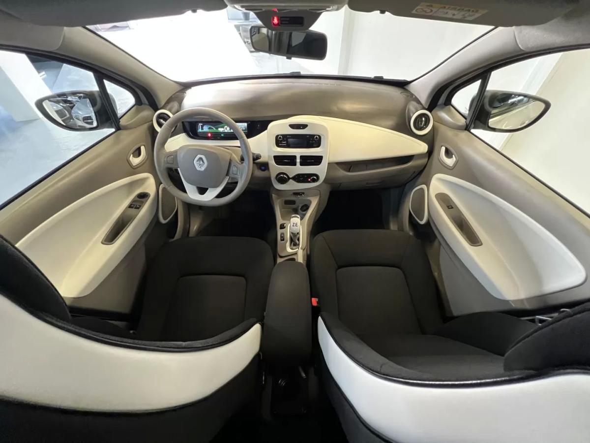 renault-zoe-2018-eletrico-200cc