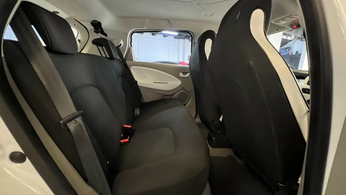 renault-zoe-2018-eletrico-200cc