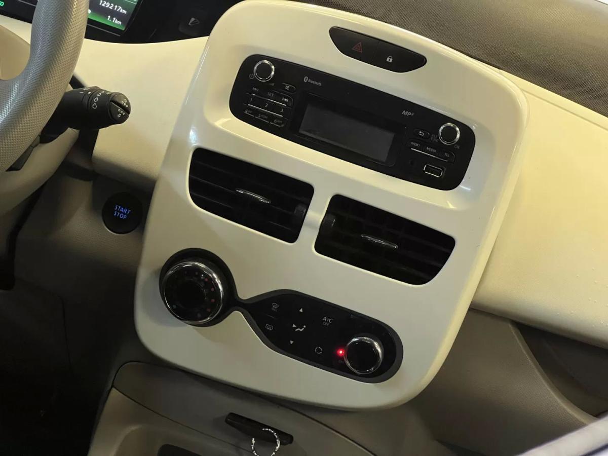 renault-zoe-2018-eletrico-200cc