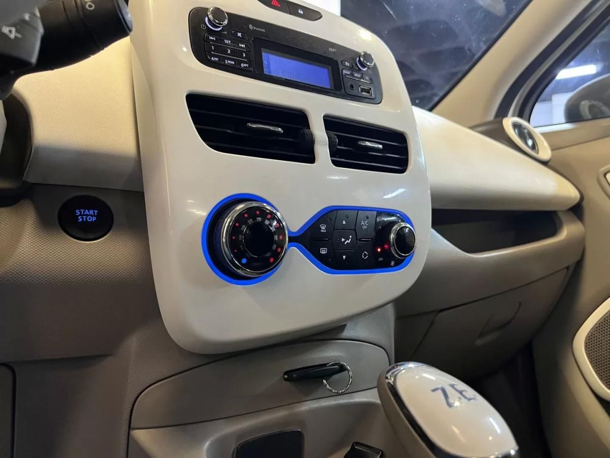 renault-zoe-2018-eletrico-200cc