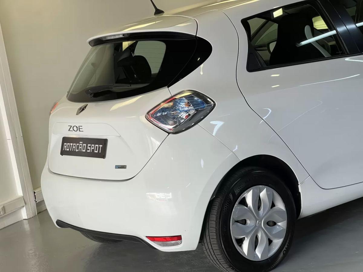 renault-zoe-2018-eletrico-200cc
