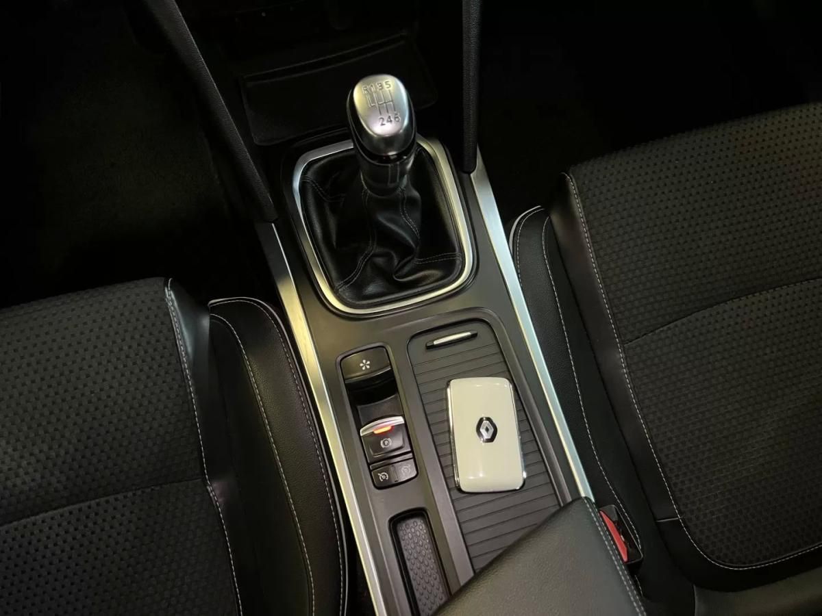 renault-megane-sport-tourer-2016-diesel-1461cc