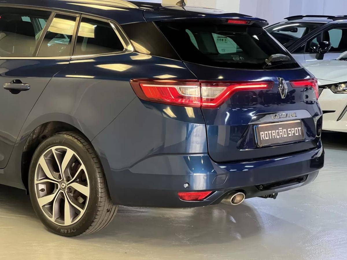 renault-megane-sport-tourer-2016-diesel-1461cc