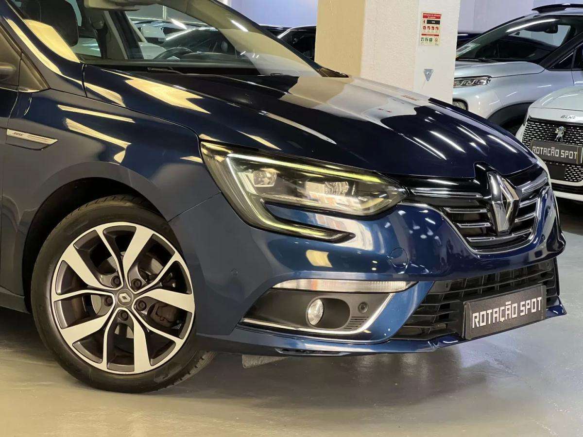 renault-megane-sport-tourer-2016-diesel-1461cc