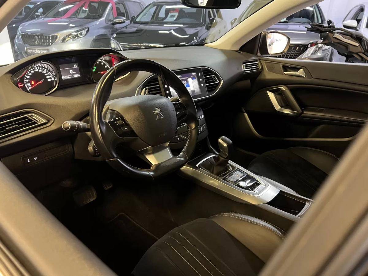 peugeot-308-sw-2016-gasolina-1199cc