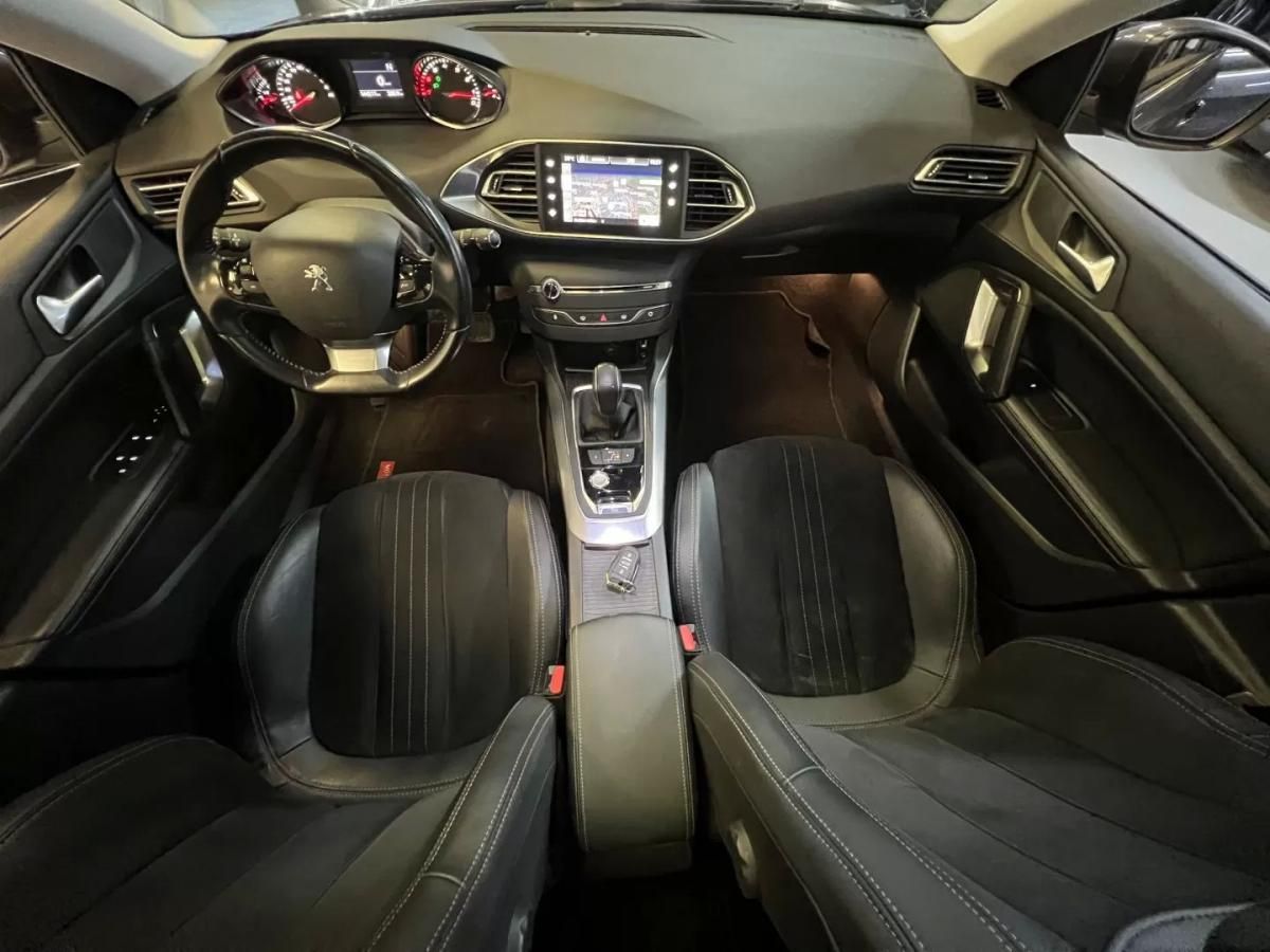 peugeot-308-sw-2016-gasolina-1199cc