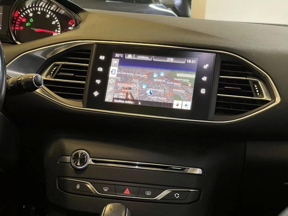 peugeot-308-sw-2016-gasolina-1199cc