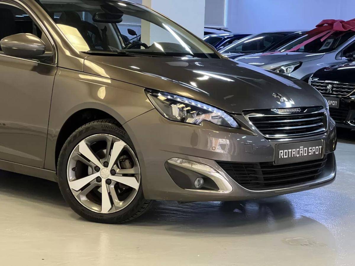 peugeot-308-sw-2016-gasolina-1199cc