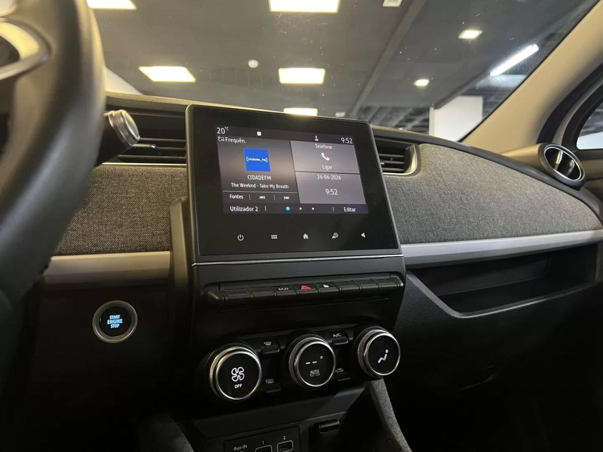 renault-zoe-2020-eletrico-0cc