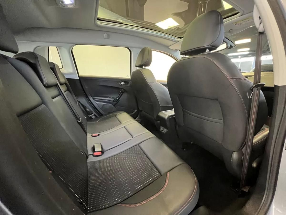 peugeot-2008-2016-gasolina-1199cc