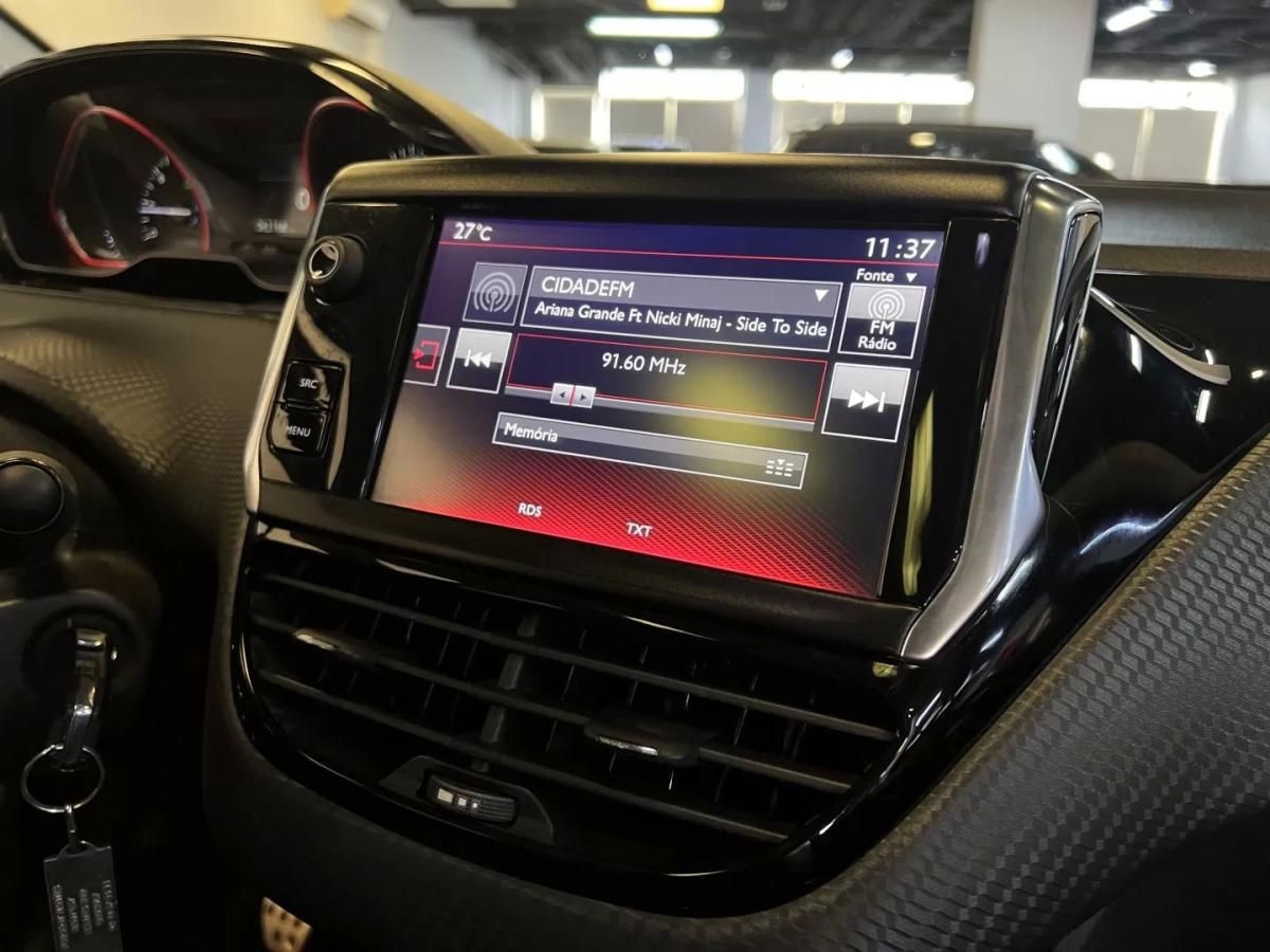 peugeot-2008-2016-gasolina-1199cc