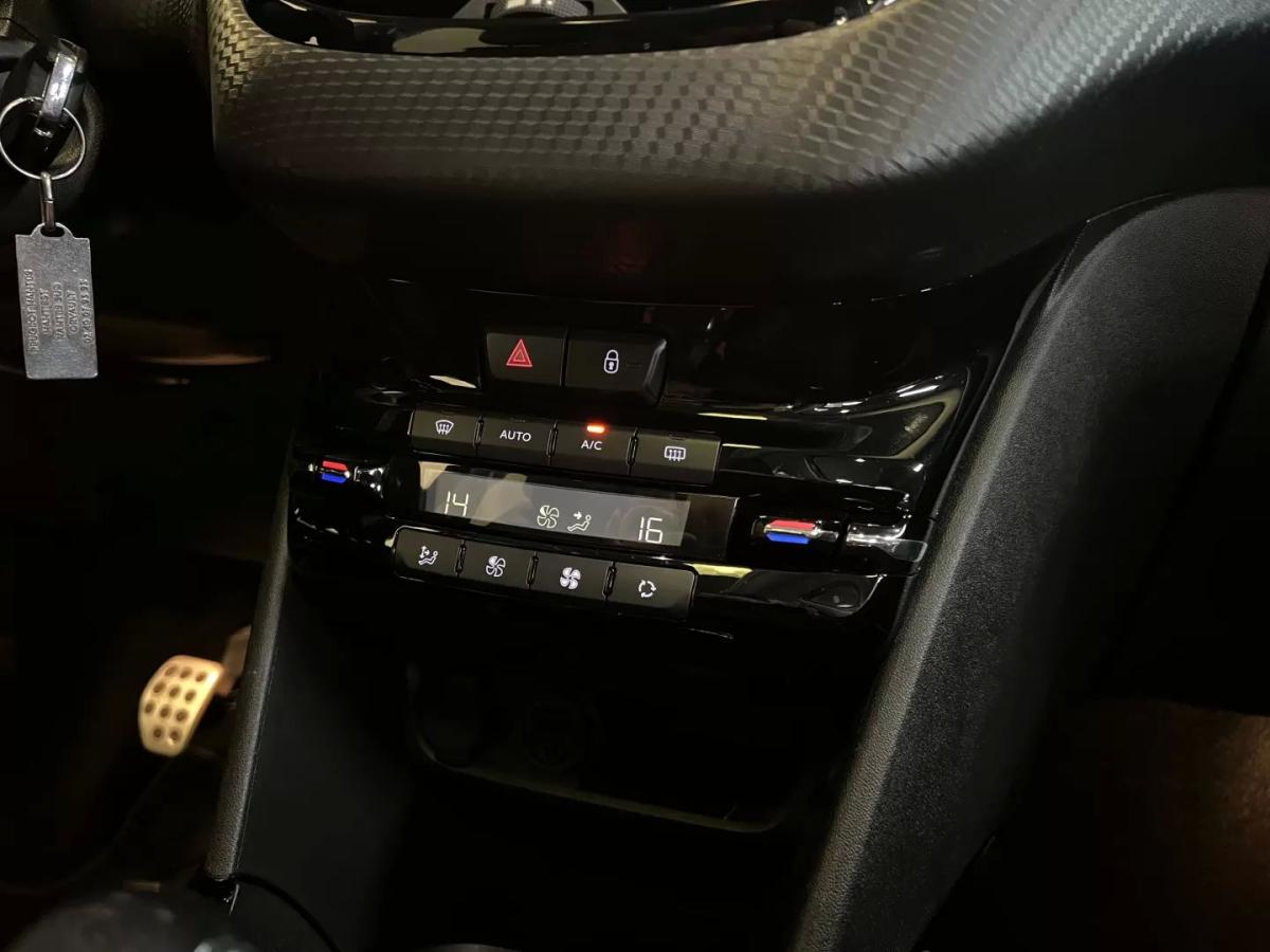 peugeot-2008-2016-gasolina-1199cc