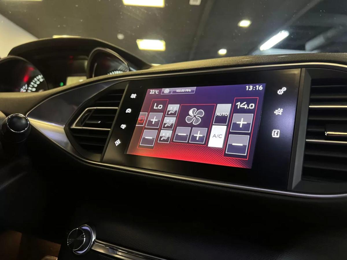 peugeot-308-2017-gasolina-1199cc