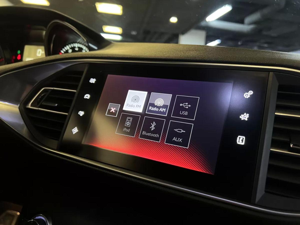 peugeot-308-2017-gasolina-1199cc