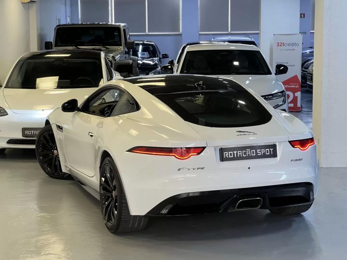 jaguar-f-type-2019-gasolina-1997cc