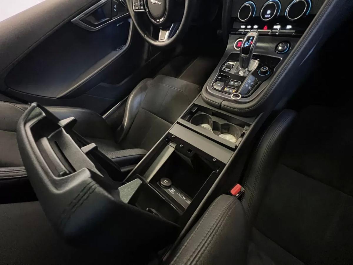 jaguar-f-type-2019-gasolina-1997cc