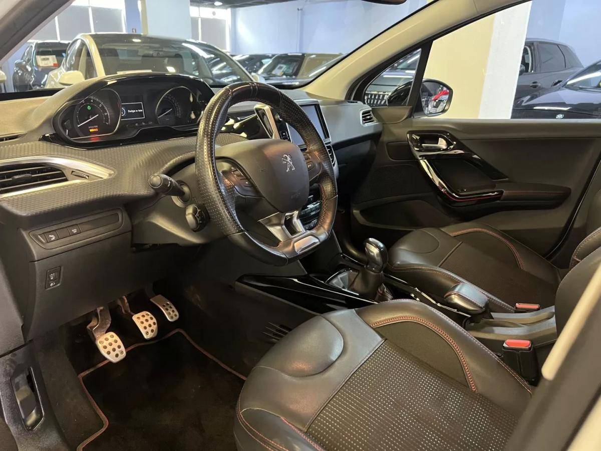 peugeot-2008-2016-gasolina-1199cc