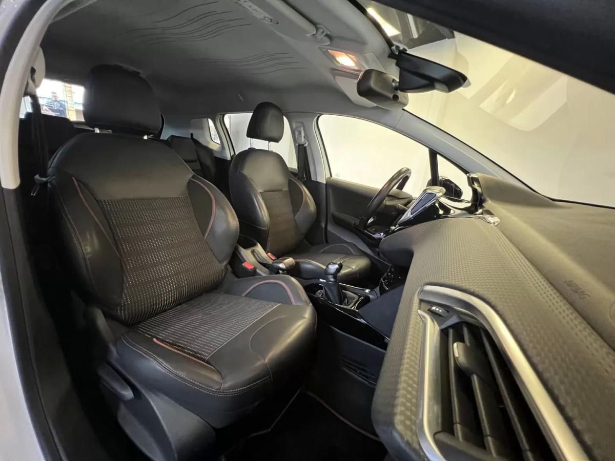 peugeot-2008-2016-gasolina-1199cc