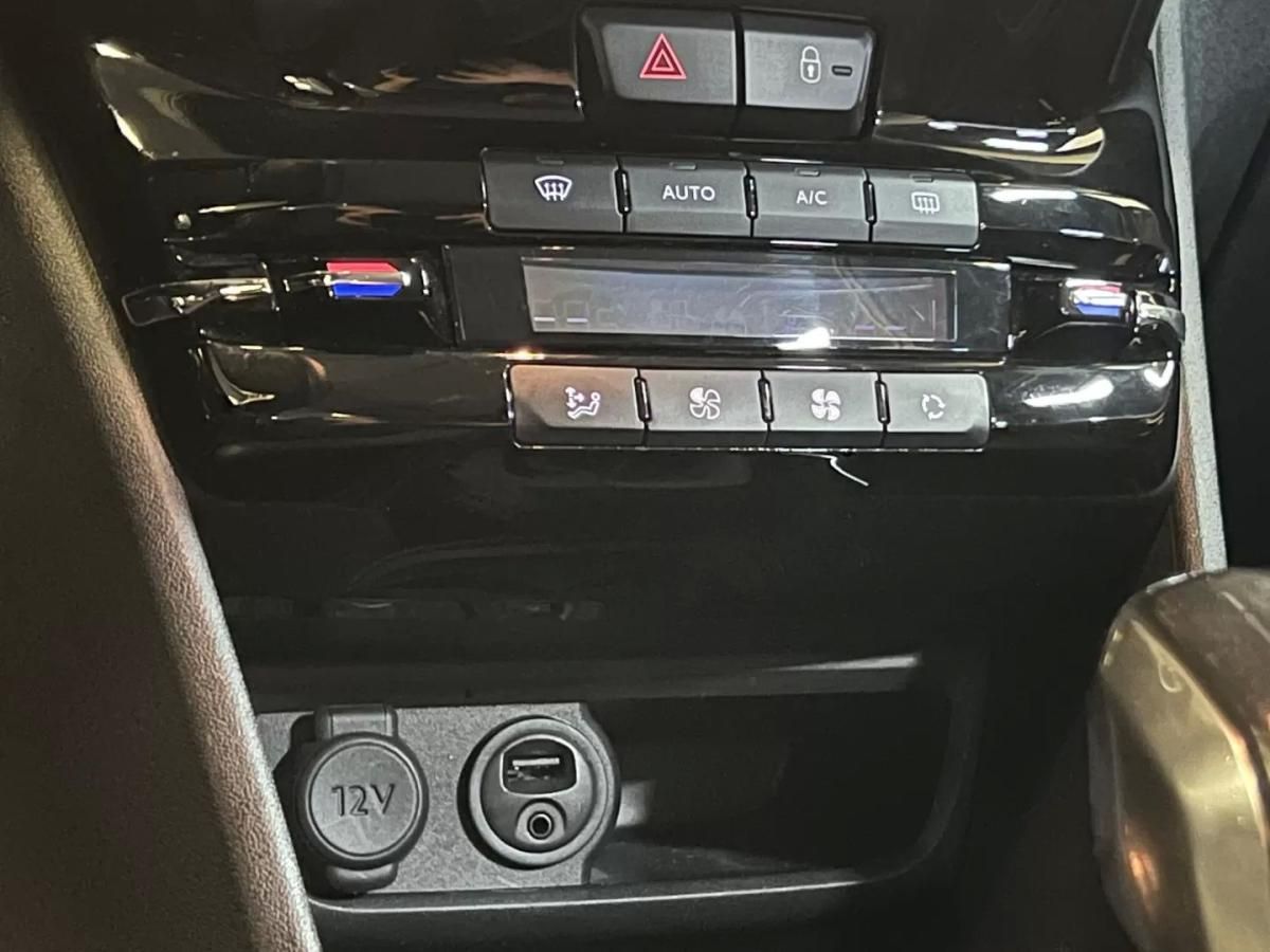 peugeot-2008-2016-gasolina-1199cc