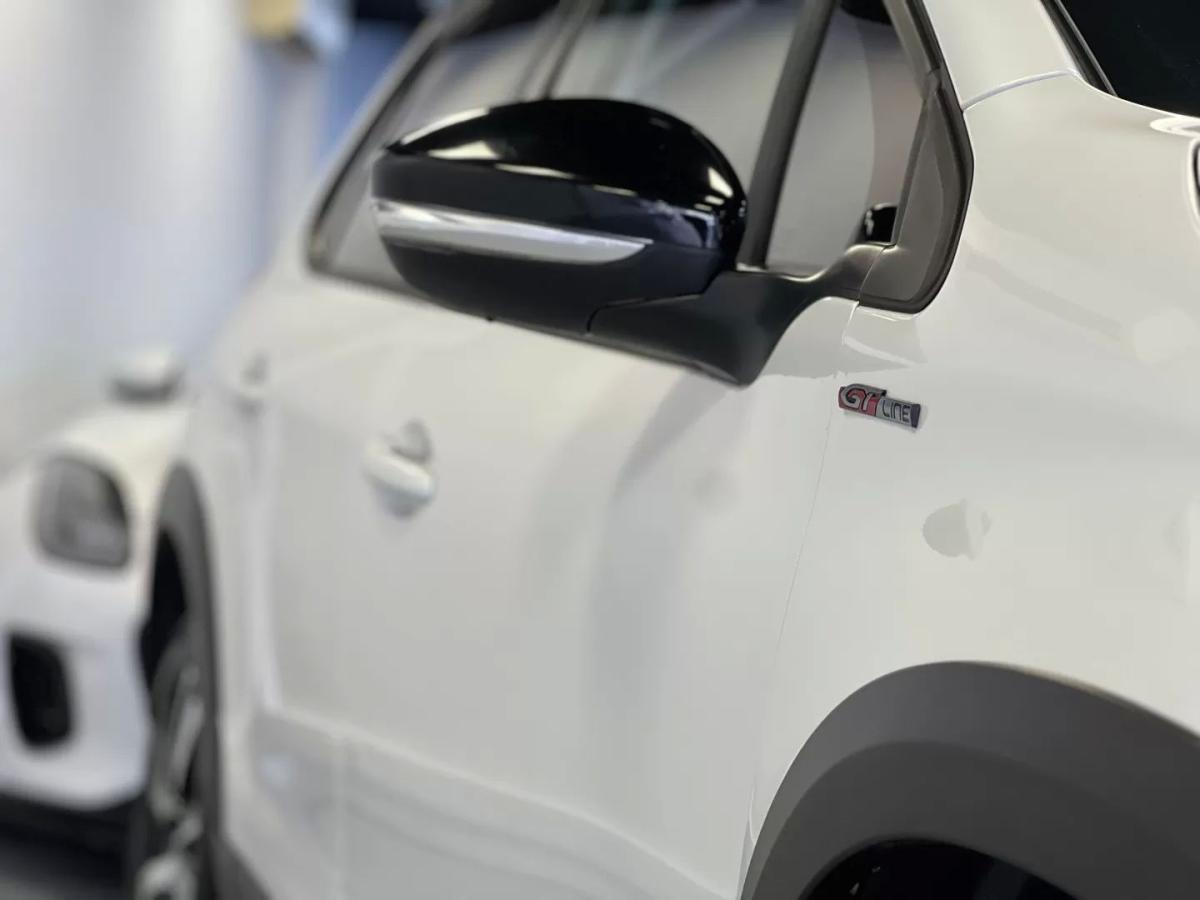 peugeot-2008-2016-gasolina-1199cc