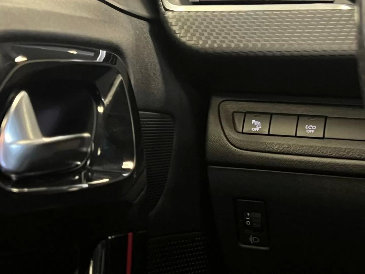 peugeot-2008-2016-gasolina-1199cc