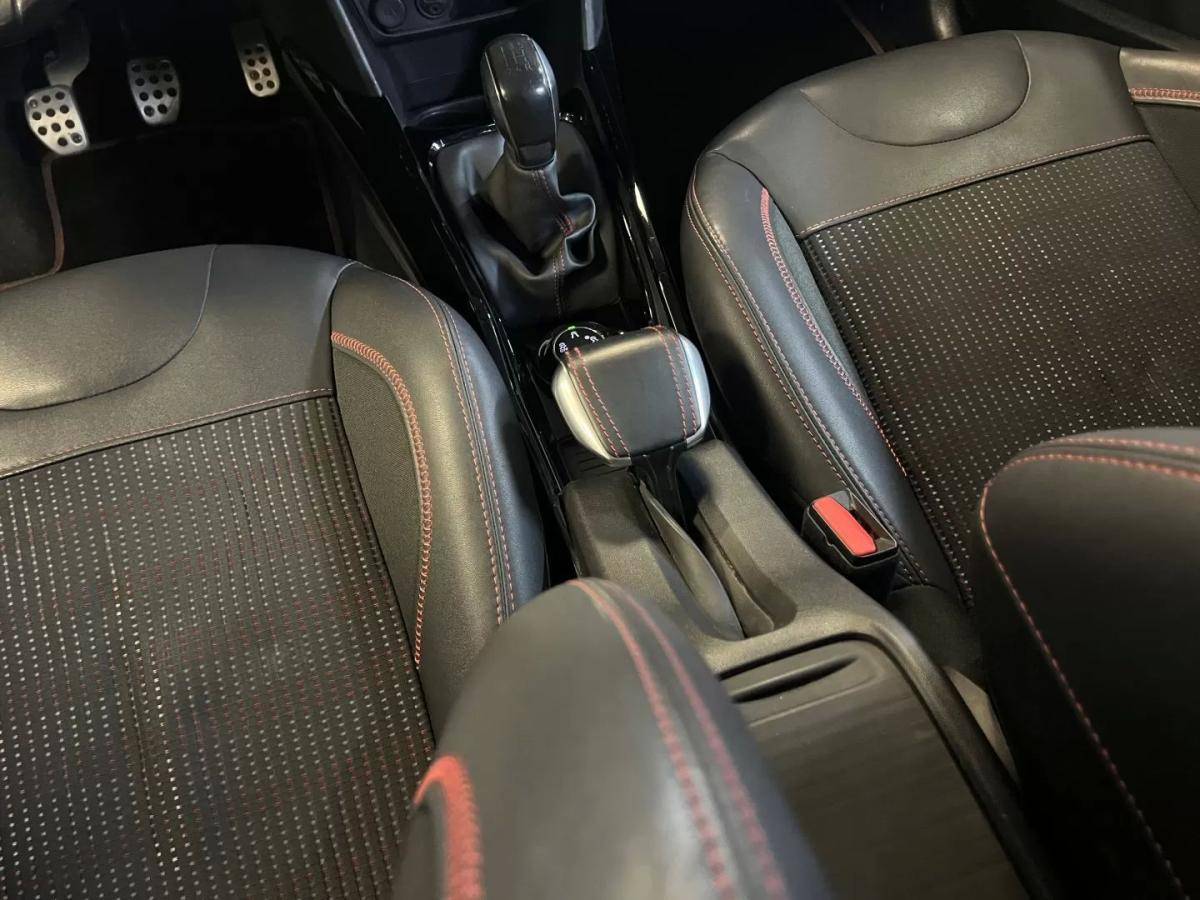 peugeot-2008-2016-gasolina-1199cc