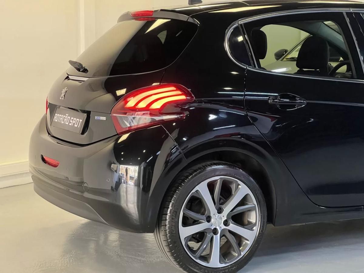 peugeot-208-2016-gasolina-1199cc