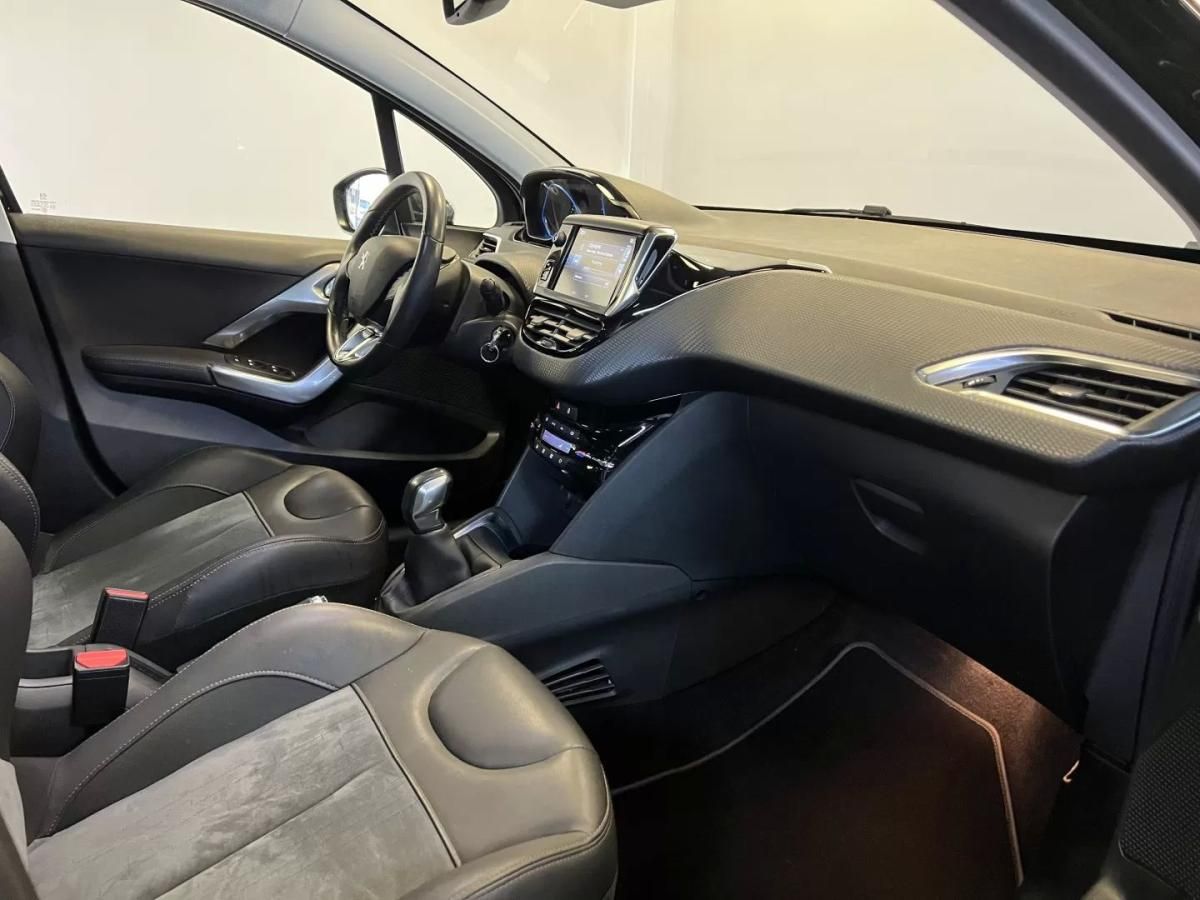 peugeot-208-2016-gasolina-1199cc