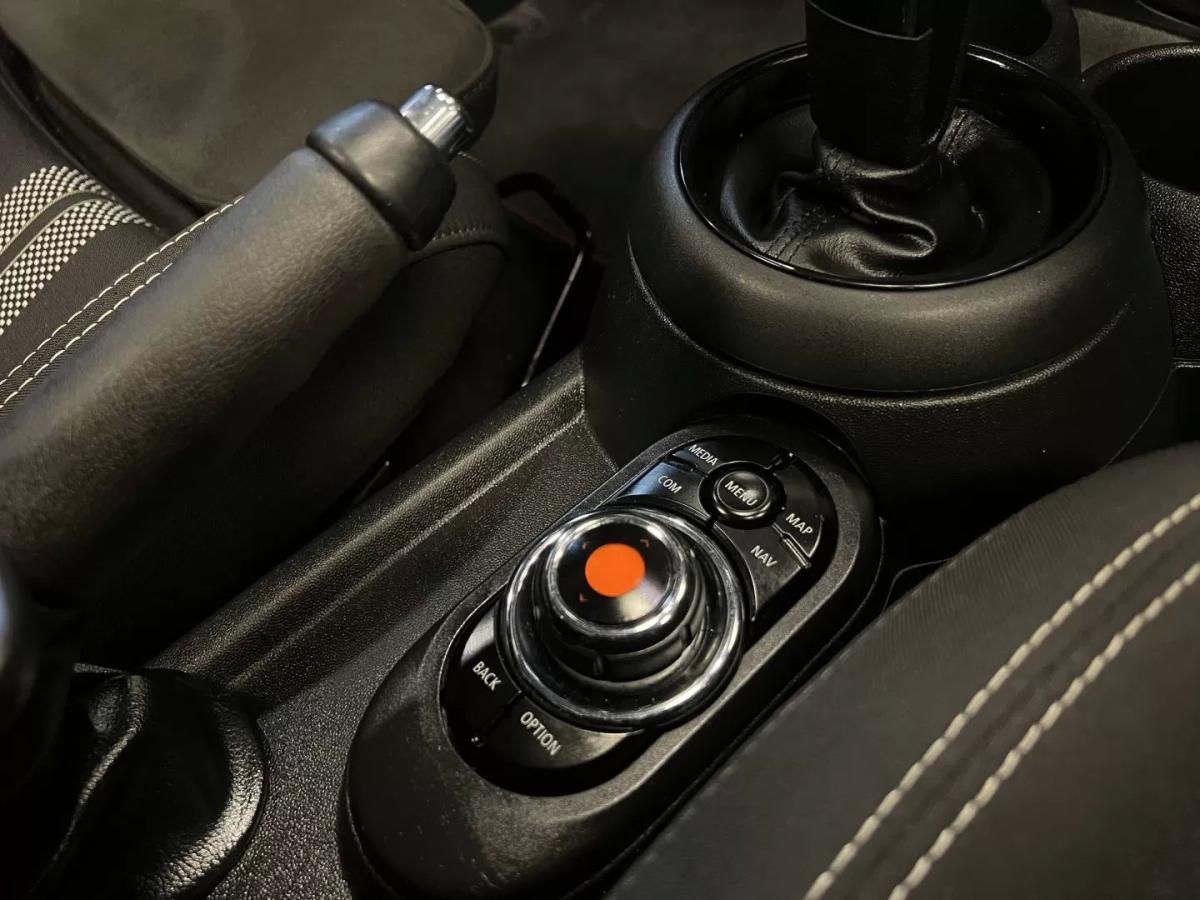 mini-cabrio-2019-diesel-1496cc