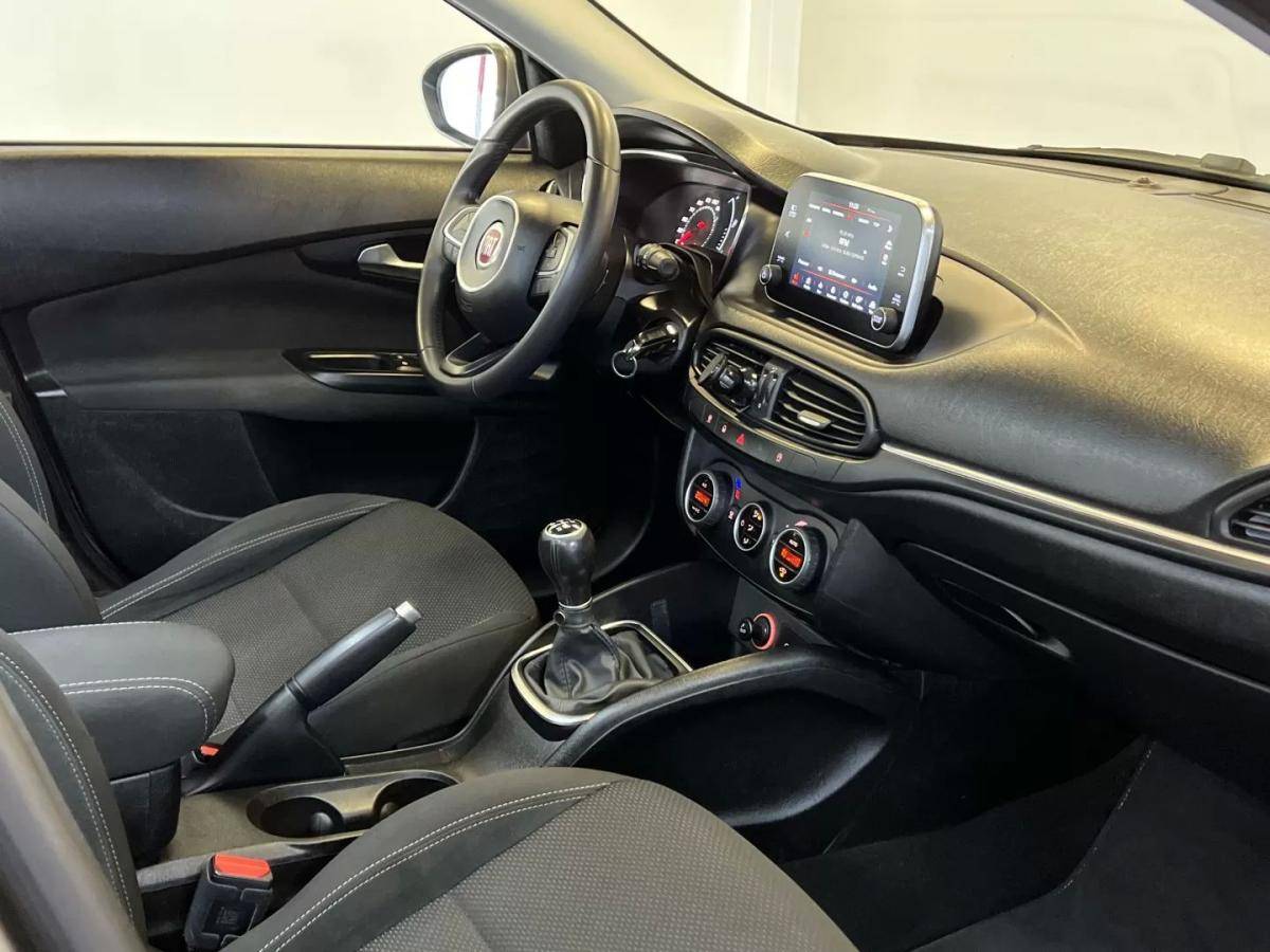 fiat-tipo-station-wagon-2017-diesel-1248cc