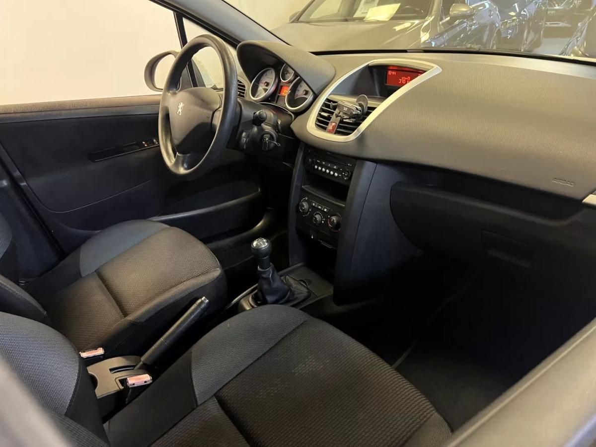 peugeot-207-2010-diesel-1398cc
