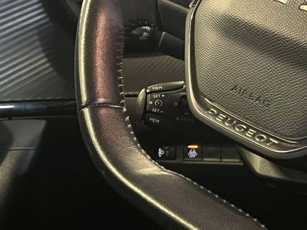 peugeot-2008-2020-gasolina-1199cc