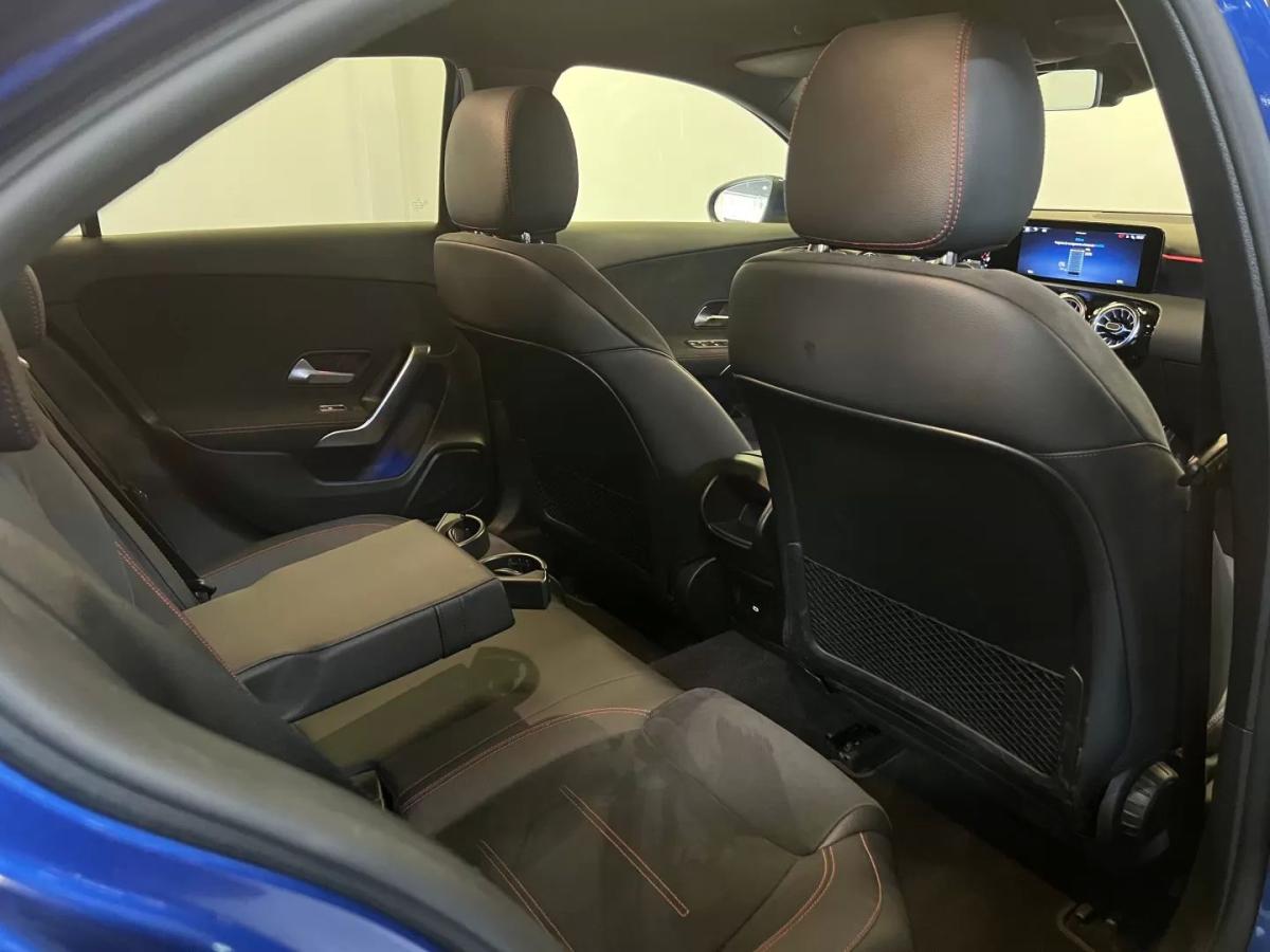 mercedes-benz-classe-a-2023-hibrido-1332cc
