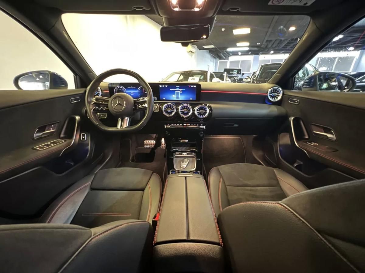 mercedes-benz-classe-a-2023-hibrido-1332cc