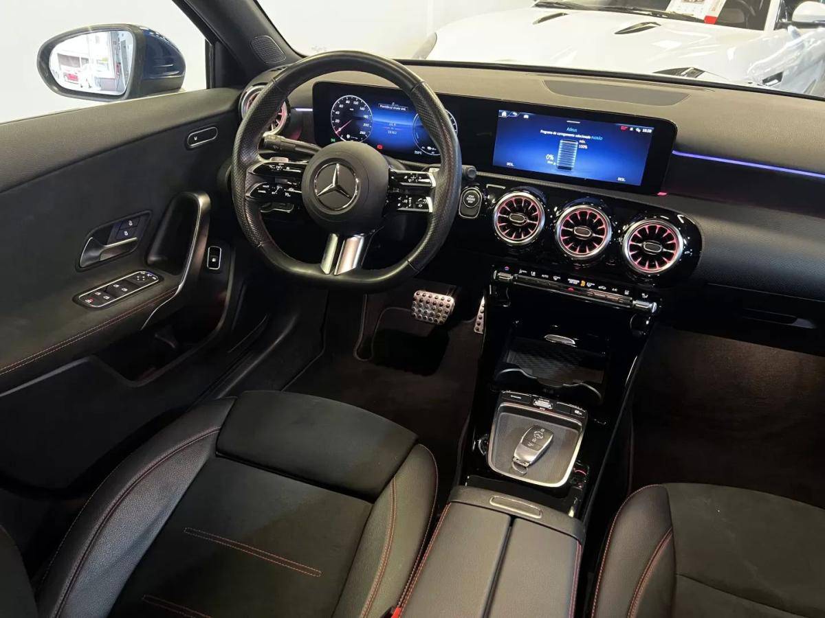 mercedes-benz-classe-a-2023-hibrido-1332cc