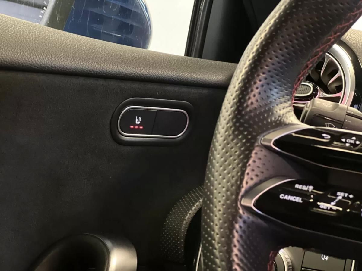 mercedes-benz-classe-a-2023-hibrido-1332cc